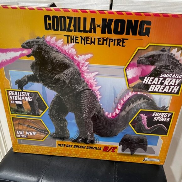 GODZILLA X KONG THE NEW EMPIRE R/C HEAT RAY BREATH REALISTIC LIGHTS SOUND RARE - Picture 2 of 15